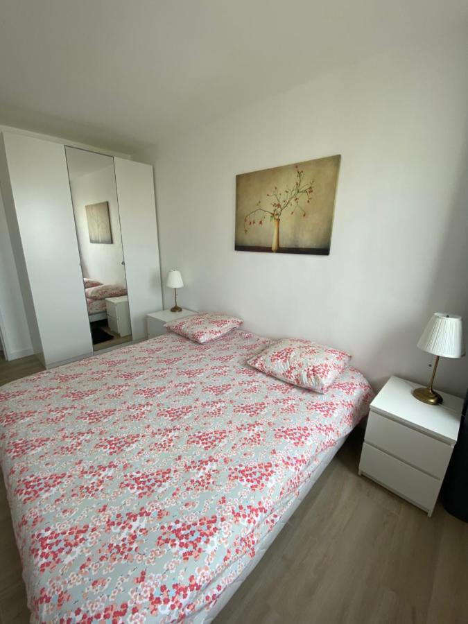 Grand Appartement Courbevoie Paris Екстер'єр фото